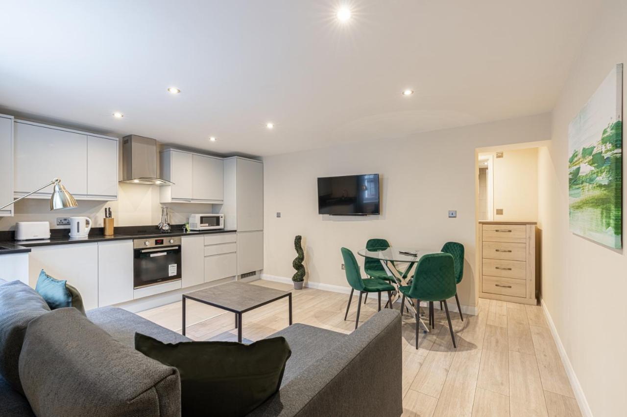 Cozy 1 Bedroom Flat Paddington Londra Esterno foto
