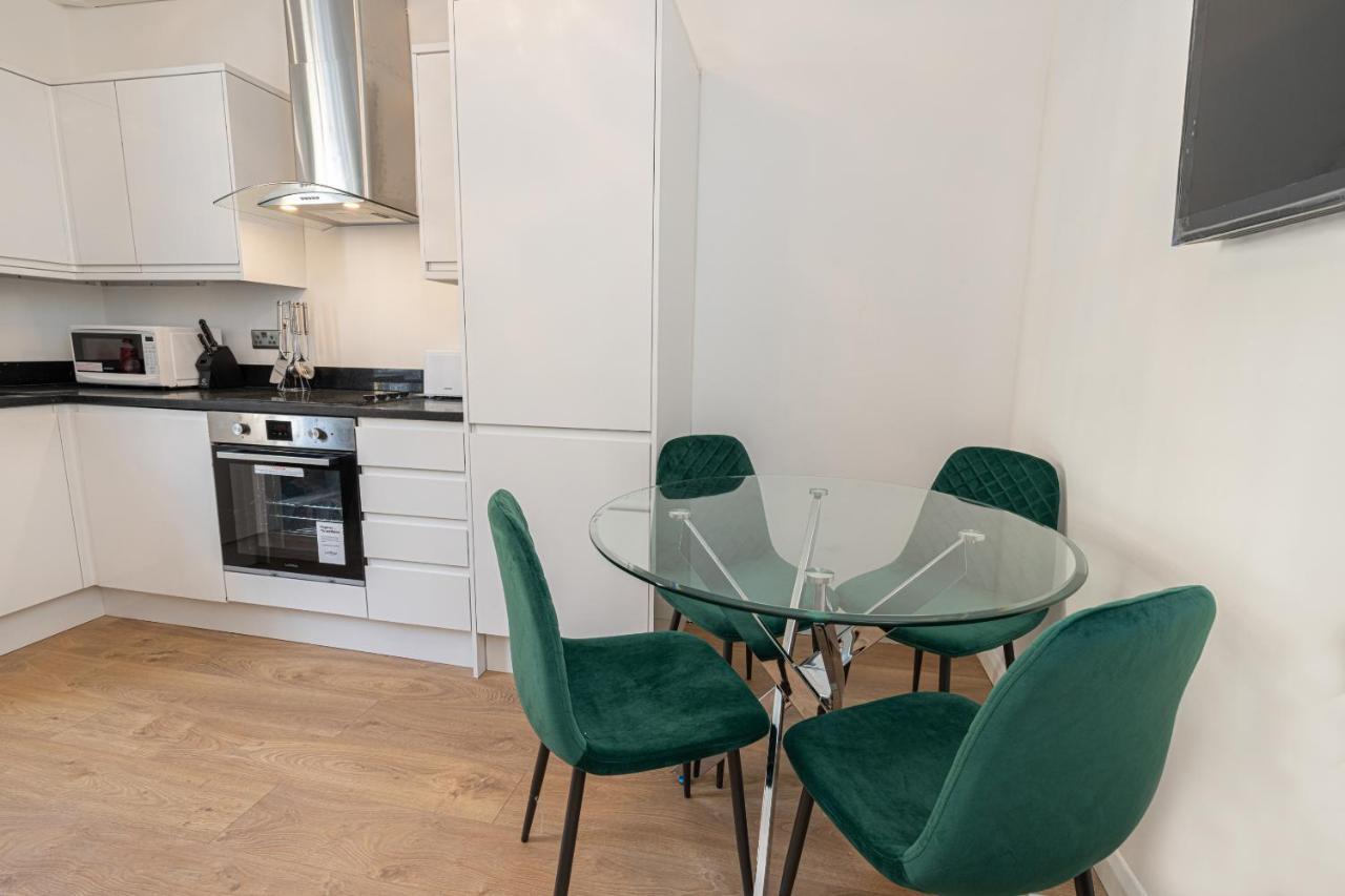 Cozy 1 Bedroom Flat Paddington Londra Esterno foto