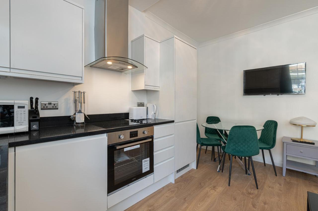 Cozy 1 Bedroom Flat Paddington Londra Esterno foto